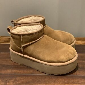 UGG Cream Shearling-Lined Boot Interior